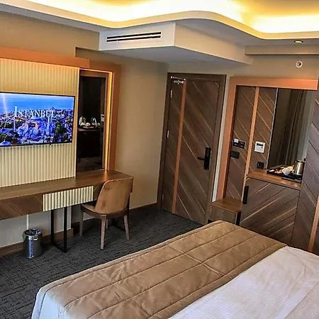 Hotel The Park 4*